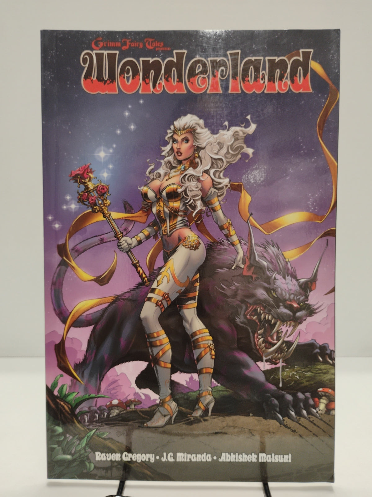 comic books/ Graphic Novels - Tales From Wonderland. Alice