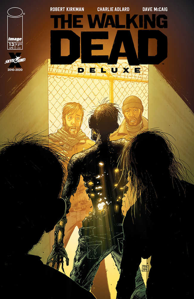 Walking Dead Deluxe #13 Cover B Moore & Mccaig (Mature)
