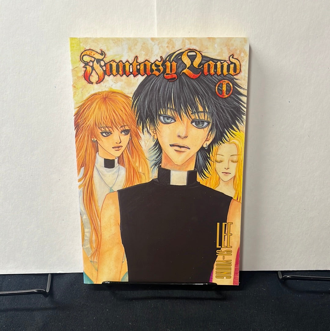 Fantasy Land by Shi Young Lee (2004, Trade Paperback)