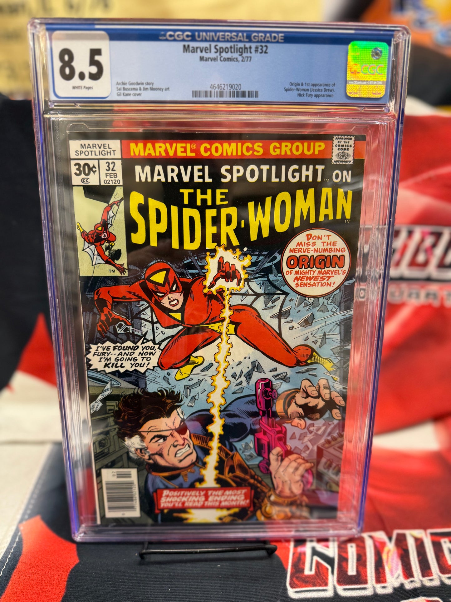 Marvel Spotlight #32 Spider-Woman Origin & 1st Appearance 1977 WHITE CGC 8.5