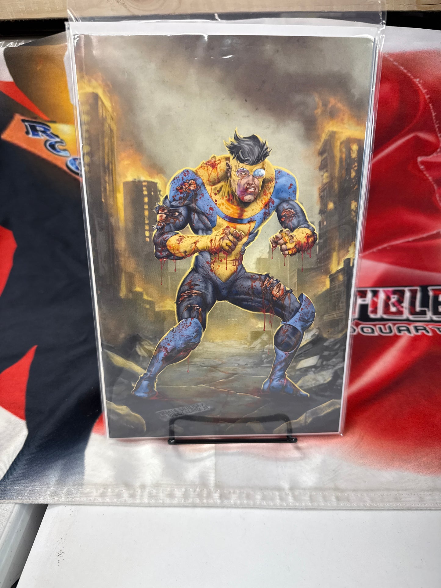 Invincible #1, SAM DE LA ROSA VIRGIN VARIANT, MEGACON 2026