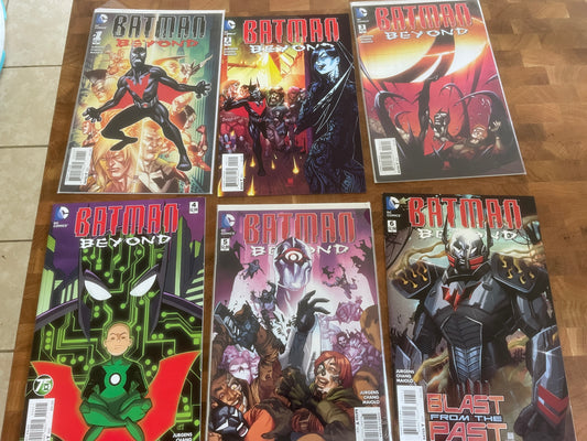 Batman Beyond #1-6 (2015) DC Comics Dan Jurgens - Bernard Chang (box 1)