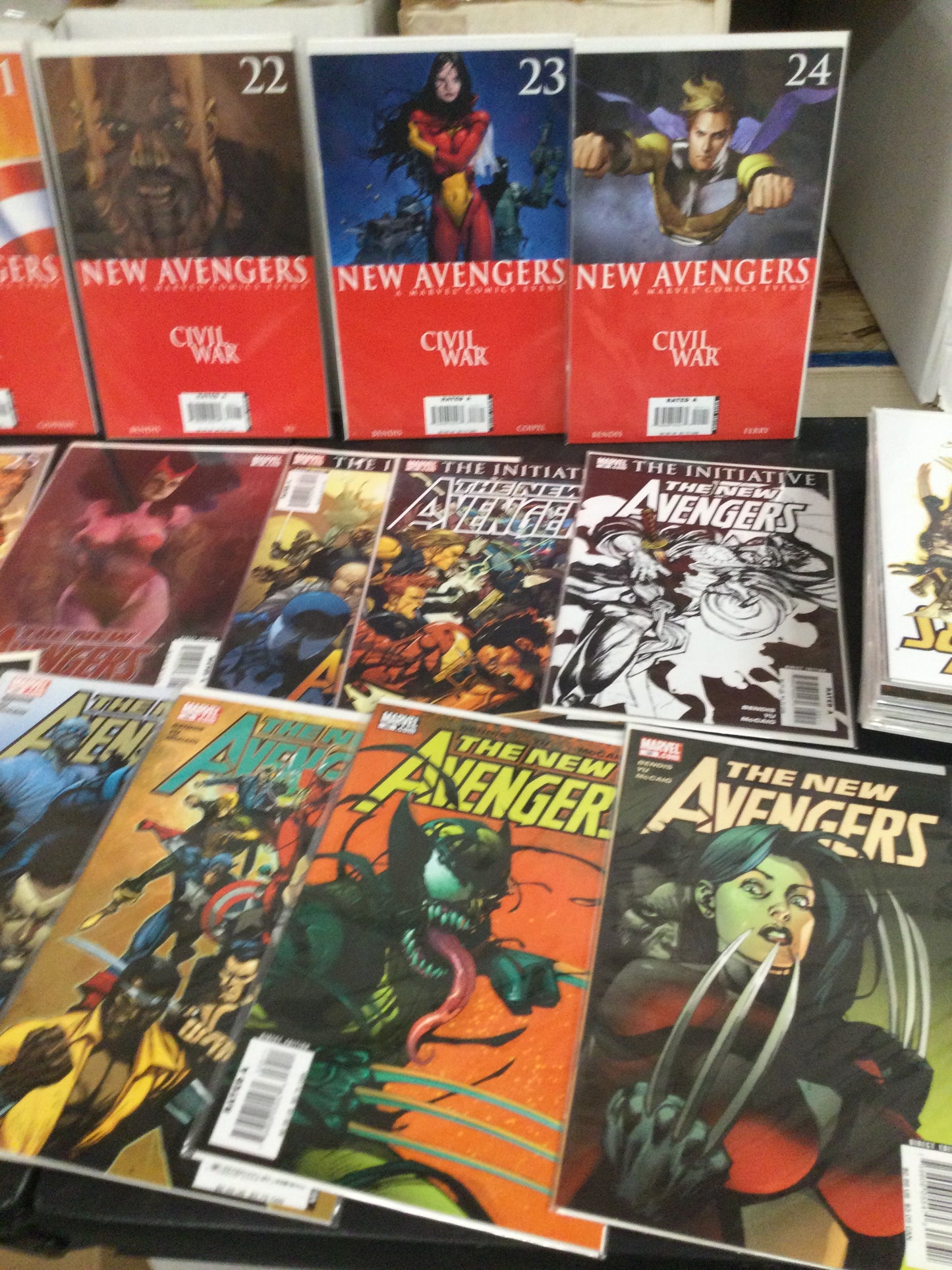 New Avengers Vol. 1 Lot of 68 Comic Books - Issues 1-64 +1 shot +Annual 1-3