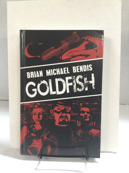 Goldfish - Paperback By Bendis, Brian Michael