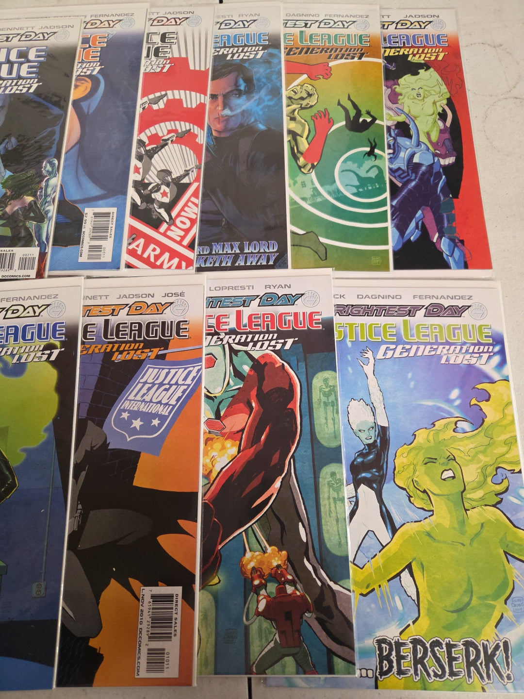 DC Comics JUSTICE LEAGUE GENERATION LOST 10 BOOK LOT #1-24 BRIGHTEST DAY 2010