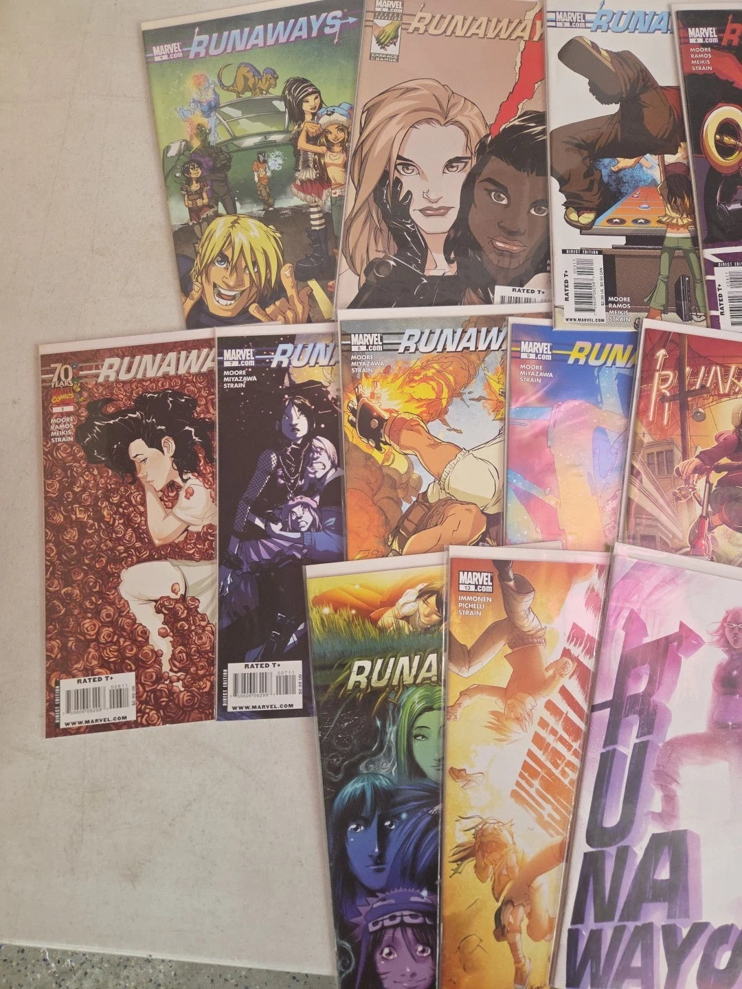 Runaways Marvel Comics Vol 3 #1-14 2008 Brian K Vaughan Adrian Alphona
