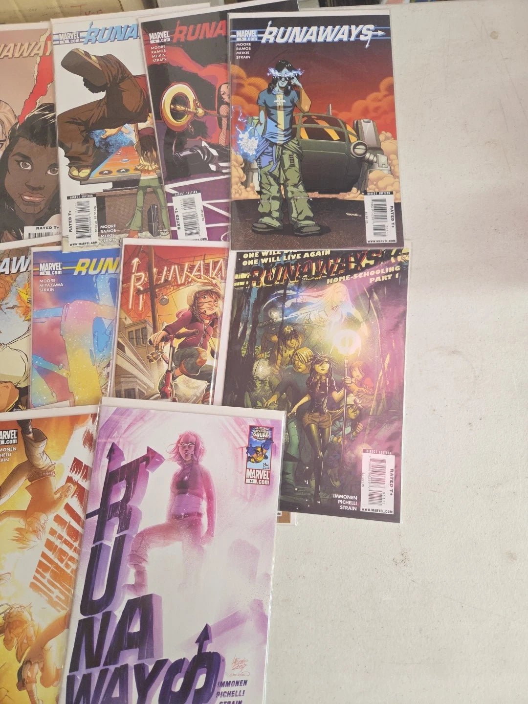 Runaways Marvel Comics Vol 3 #1-14 2008 Brian K Vaughan Adrian Alphona