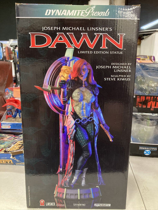 Dawn - Joseph Linsner Costume Variant Statue.